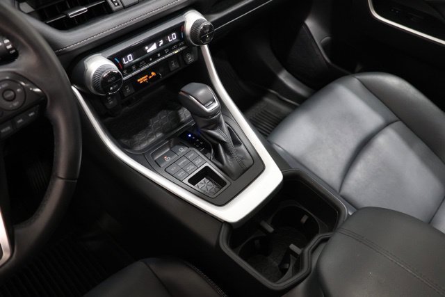 Used 2022 Toyota RAV4 XLE Premium AWD/4WD image 28