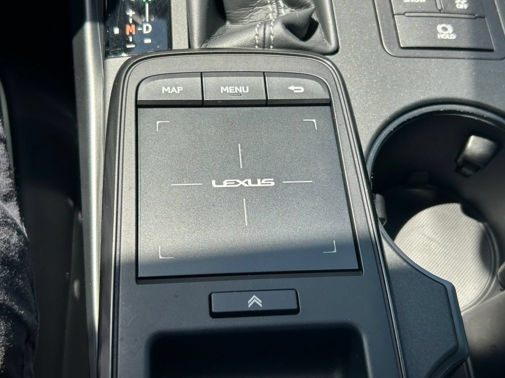 Used 2024 Lexus IS 500 RWD image 28