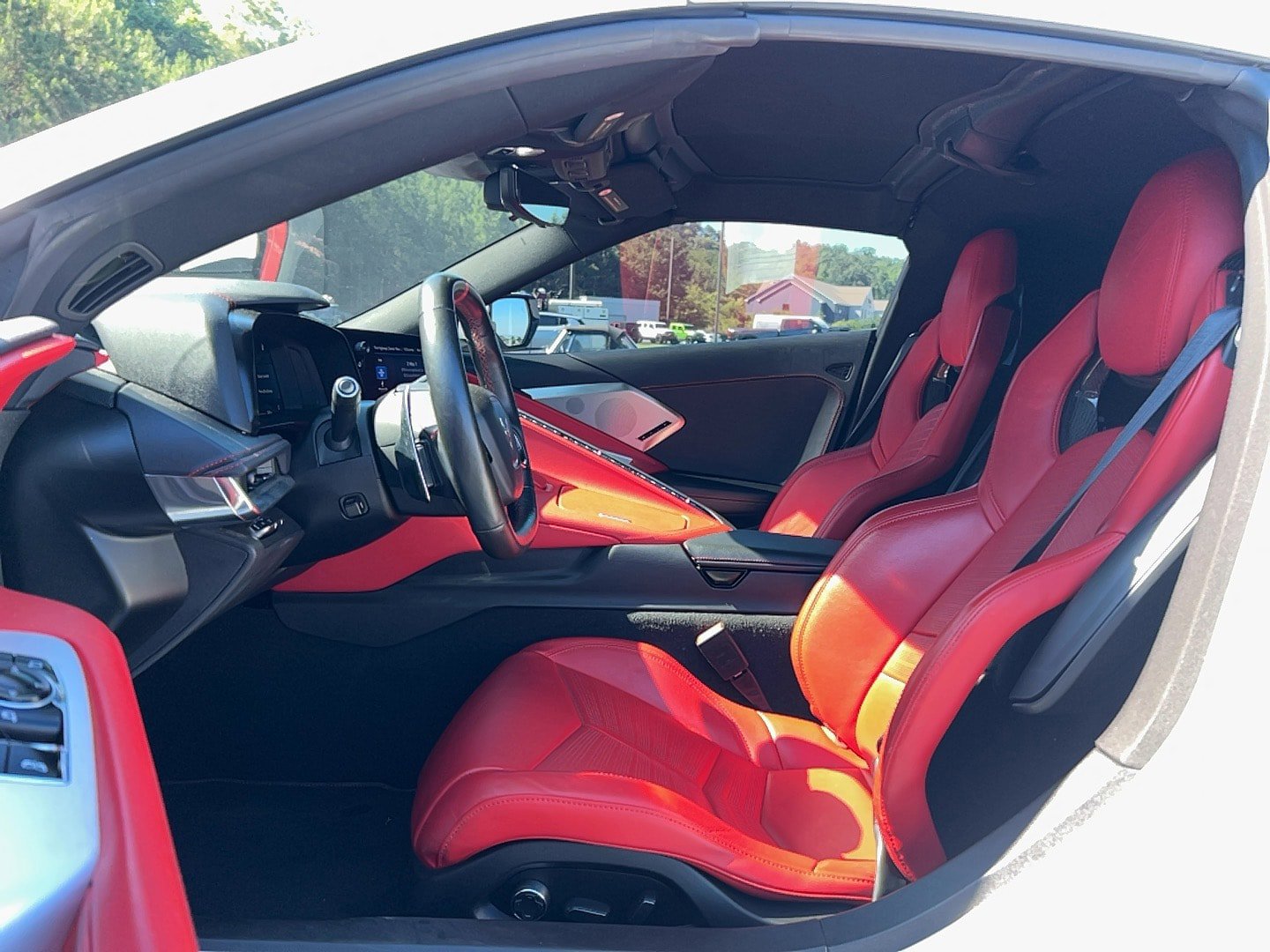 Used 2020 Chevrolet Corvette w/ 2LT Preferred Equipment Group RWD image 11