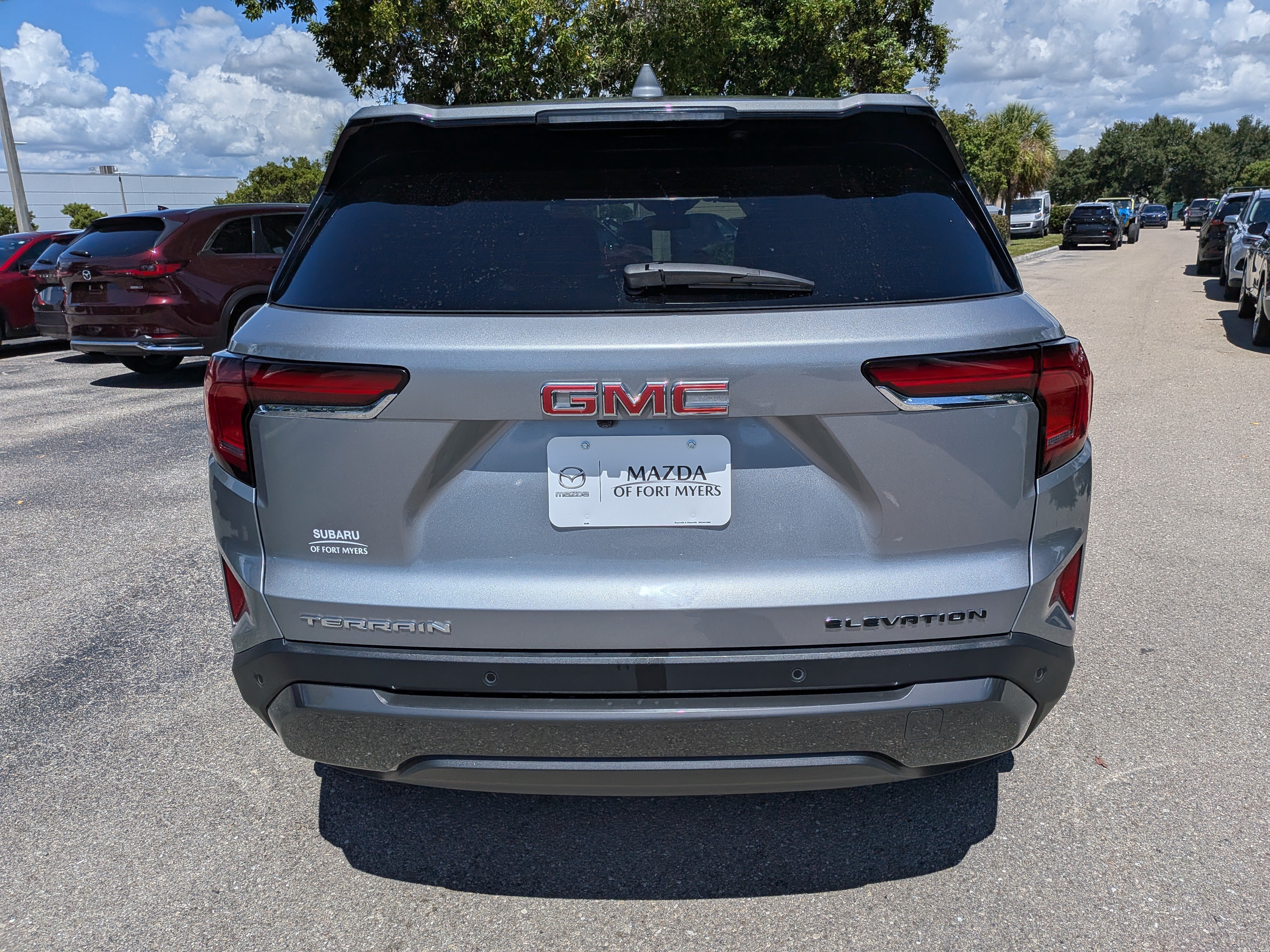 Used 2025 GMC Terrain Elevation FWD image 5