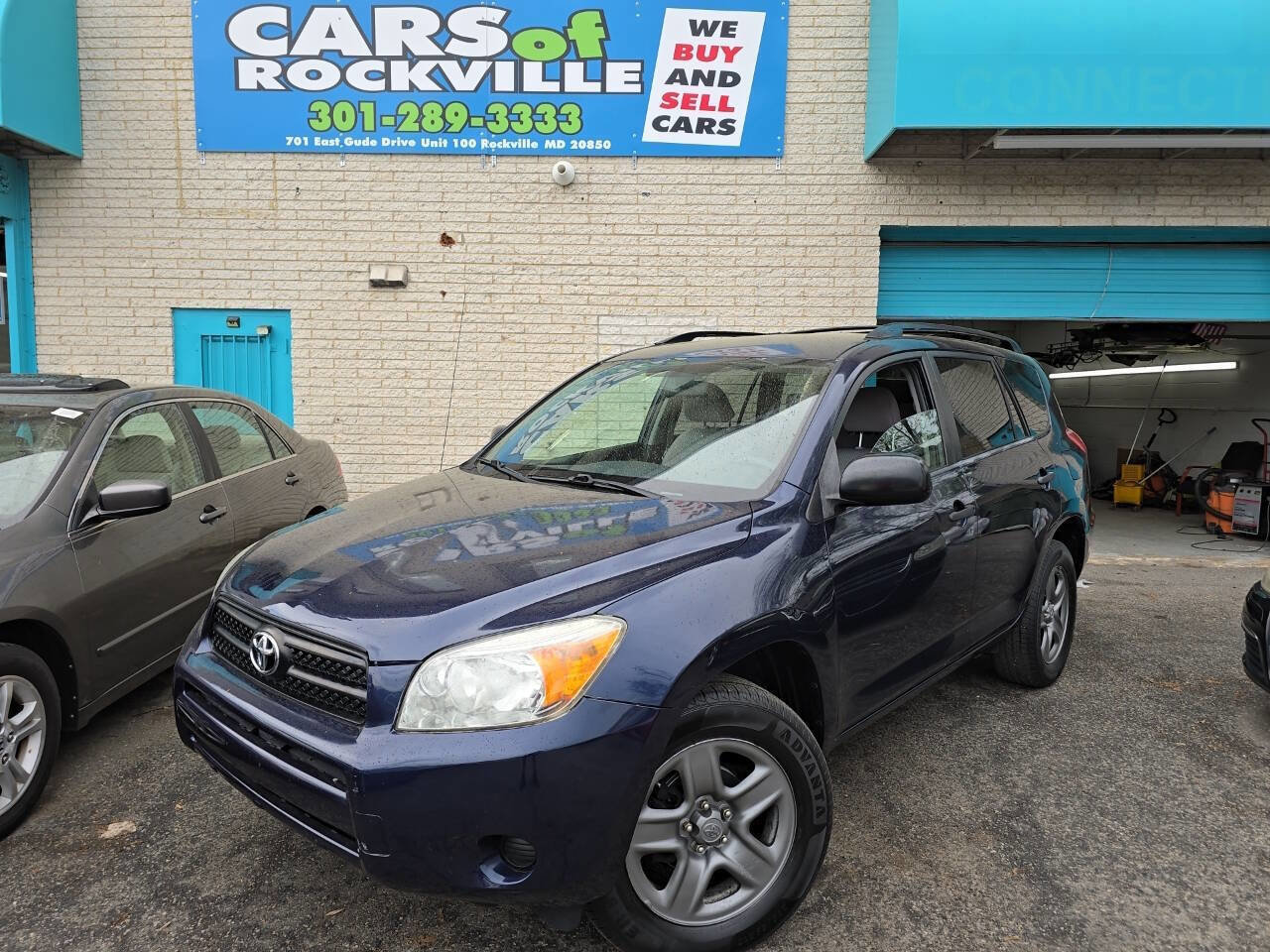 Used 2007 Toyota RAV4 2WD image 2