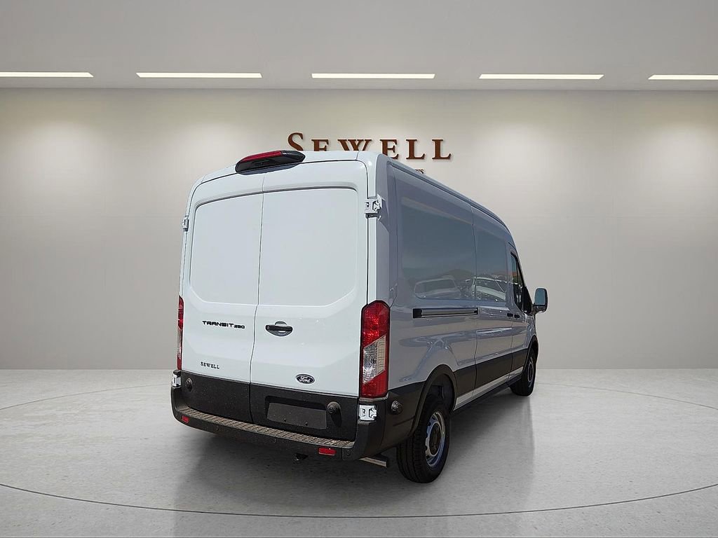 New 2026 Ford Transit 250 148 Medium Roof w/ Load Area Protection Package image 4