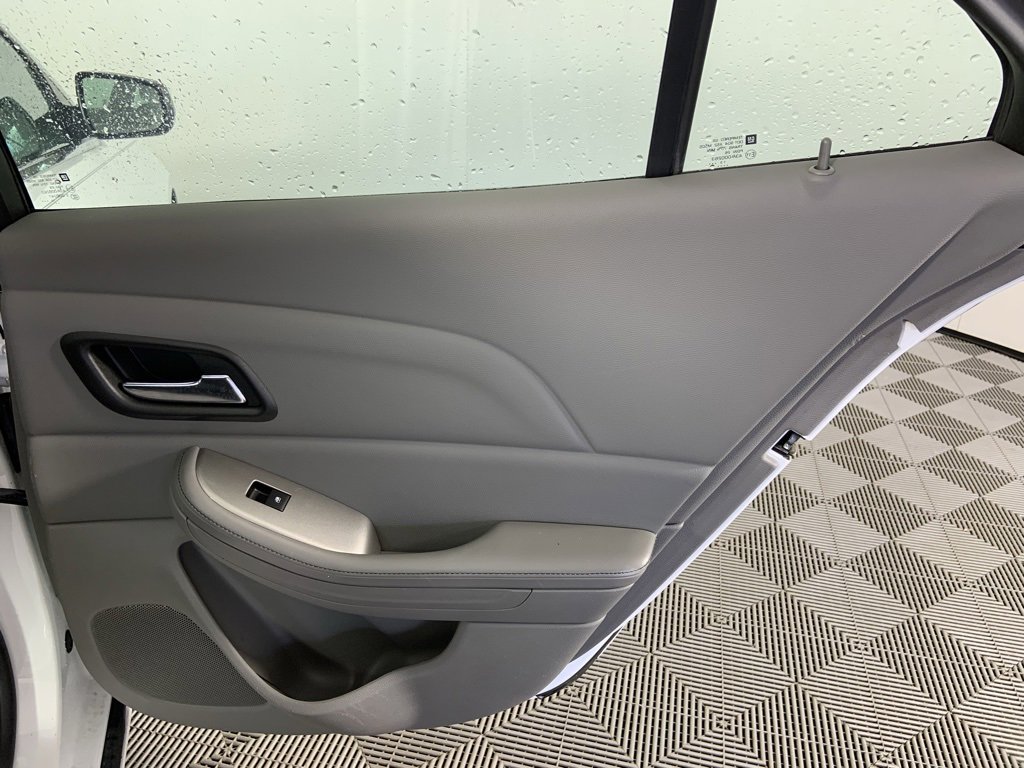 Used 2014 Chevrolet Malibu LS image 21