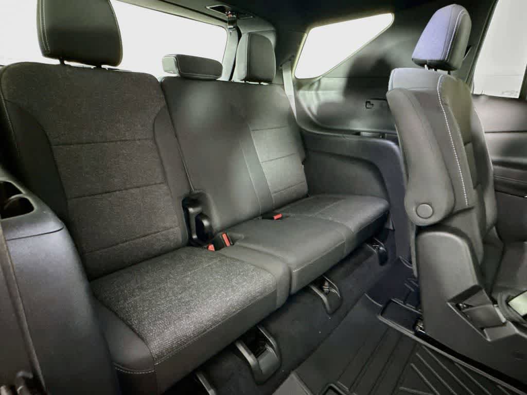 Used 2024 Chevrolet Traverse LT AWD/4WD image 31