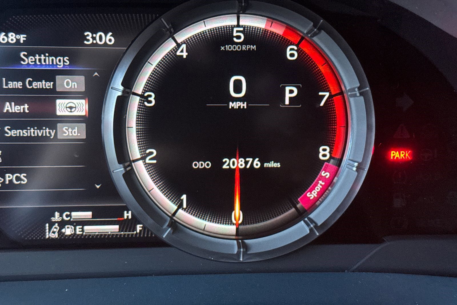 Used 2024 Lexus ES 300h F Sport w/ Accessory Package (Z2) image 19