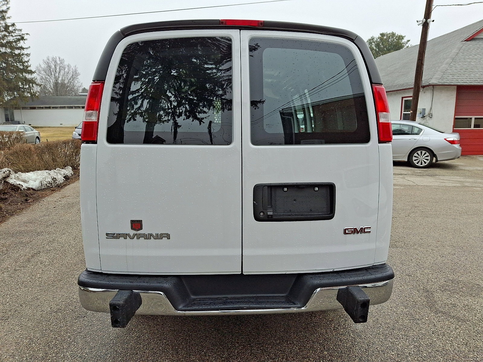 Used 2022 GMC Savana 2500 w/ Driver Convenience Package image 5