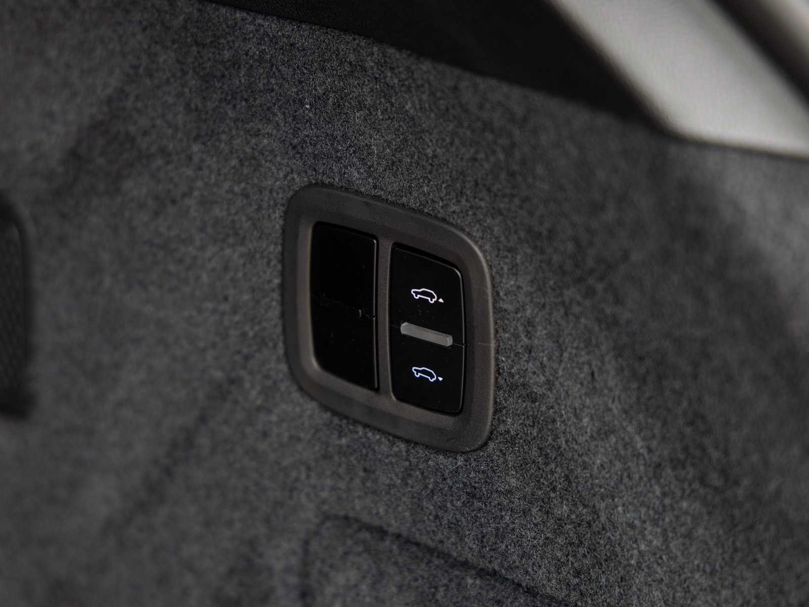 Certified 2024 Porsche Cayenne Turbo GT image 43