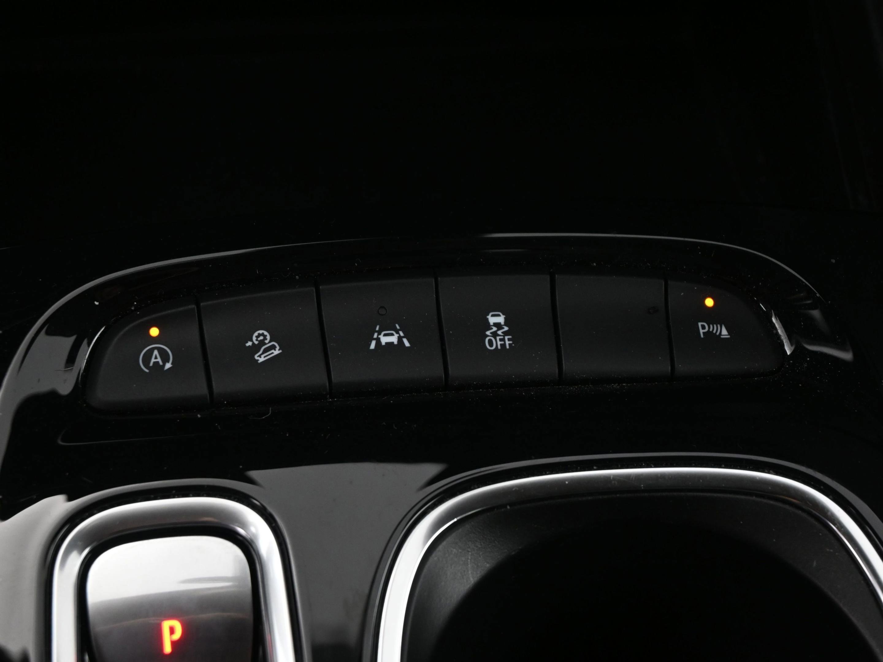 Used 2023 Buick Envision Preferred AWD/4WD image 25