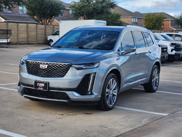 Used 2025 Cadillac XT6 Premium Luxury w/ Technology Package FWD image 11