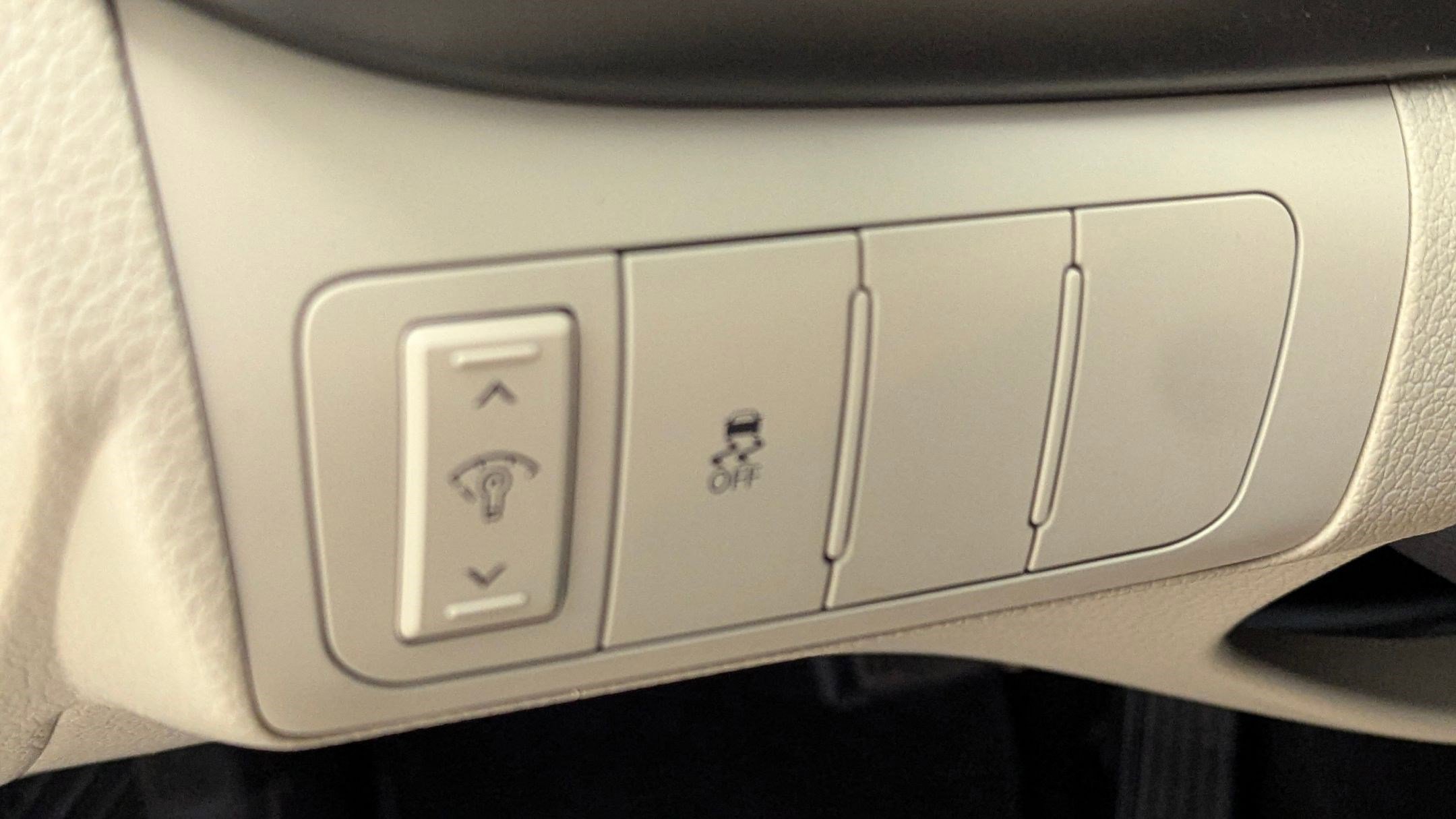 Used 2015 Kia Optima LX w/ LX Convenience Package image 17