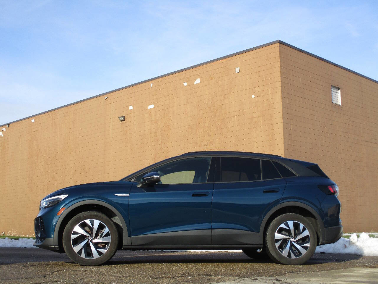 Used 2023 Volkswagen ID.4 Pro image 15