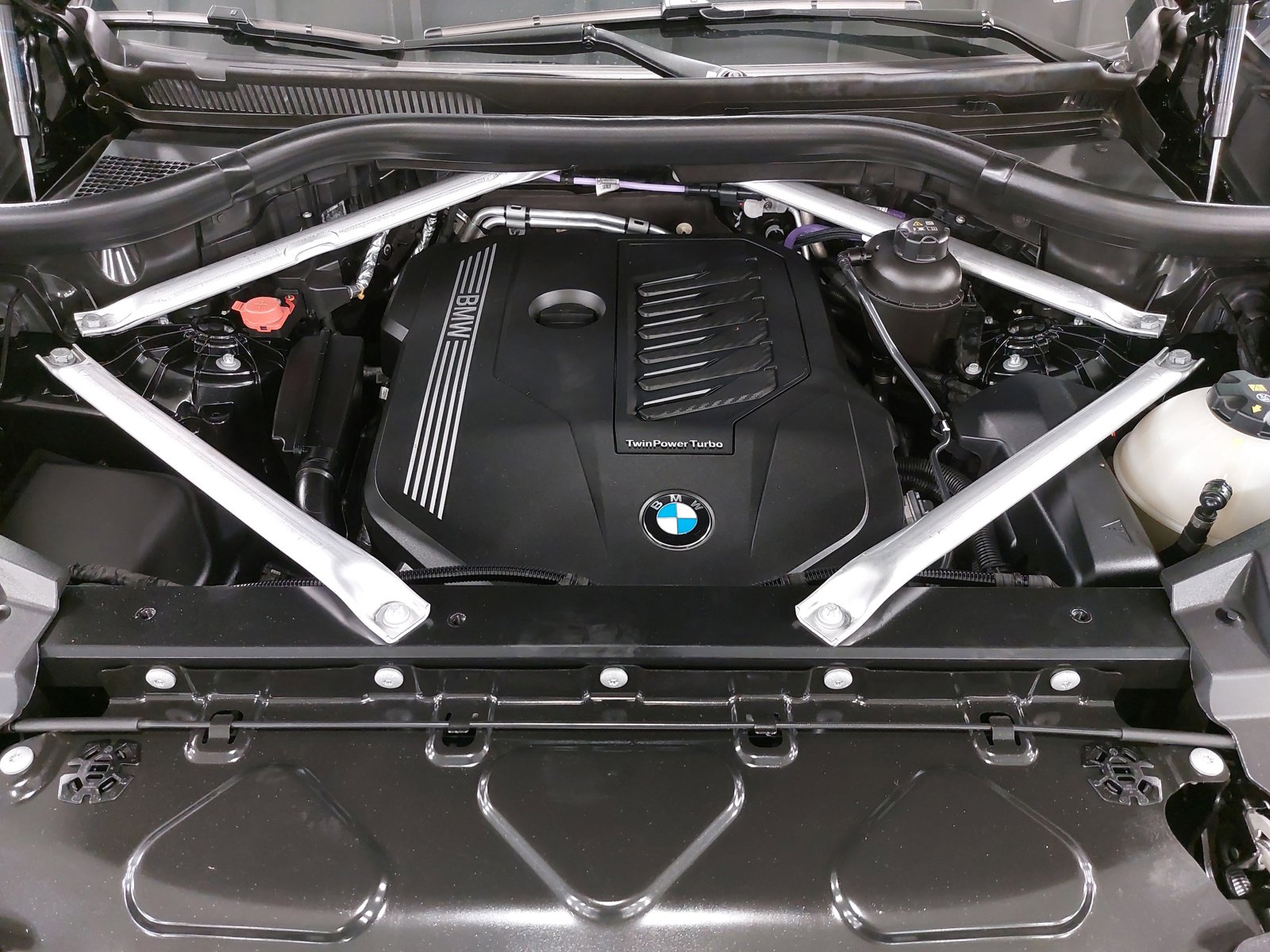 Used 2023 BMW X5 sDrive40i w/ Premium Package image 32