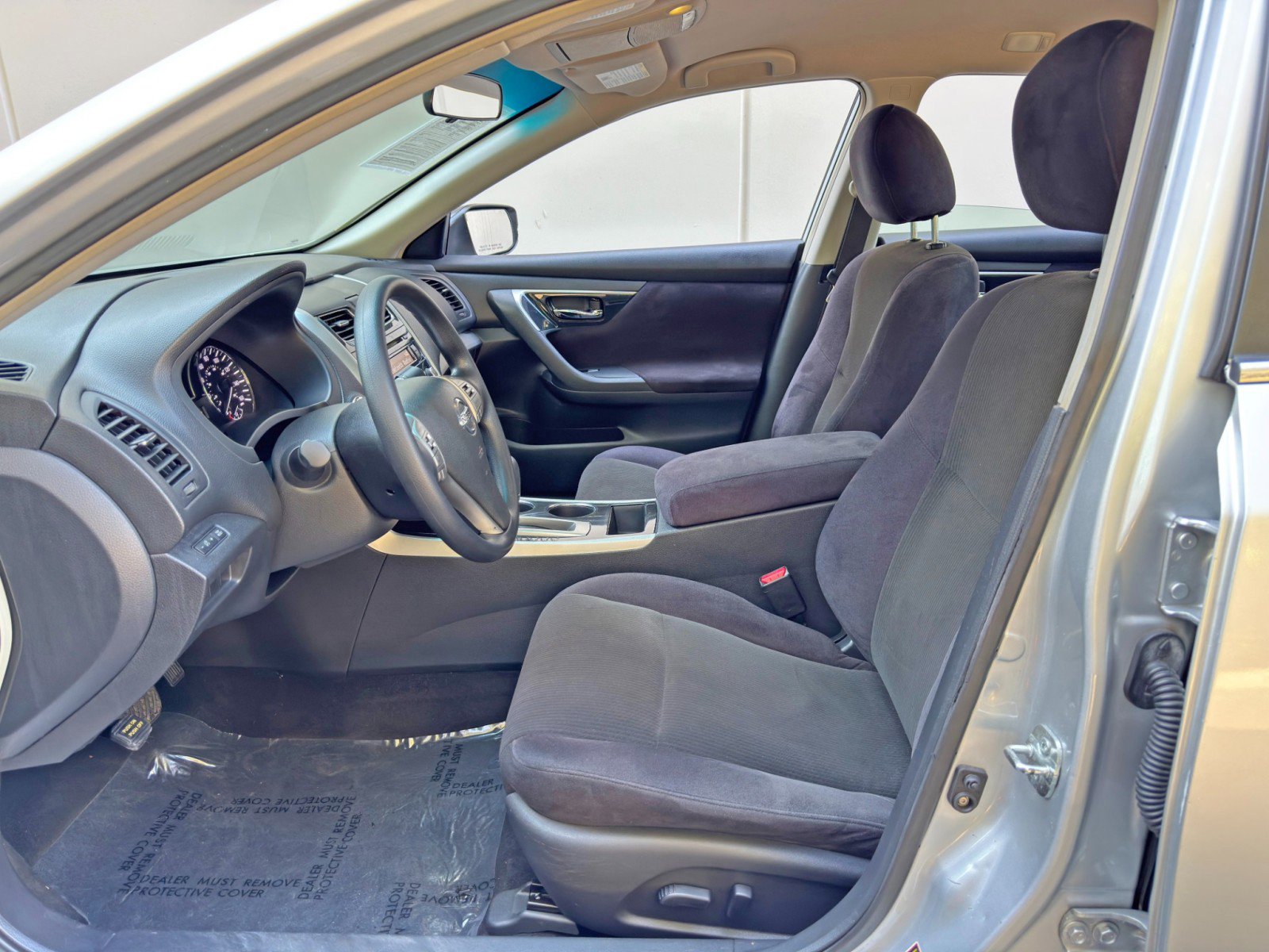 Used 2013 Nissan Altima 2.5 S FWD image 15