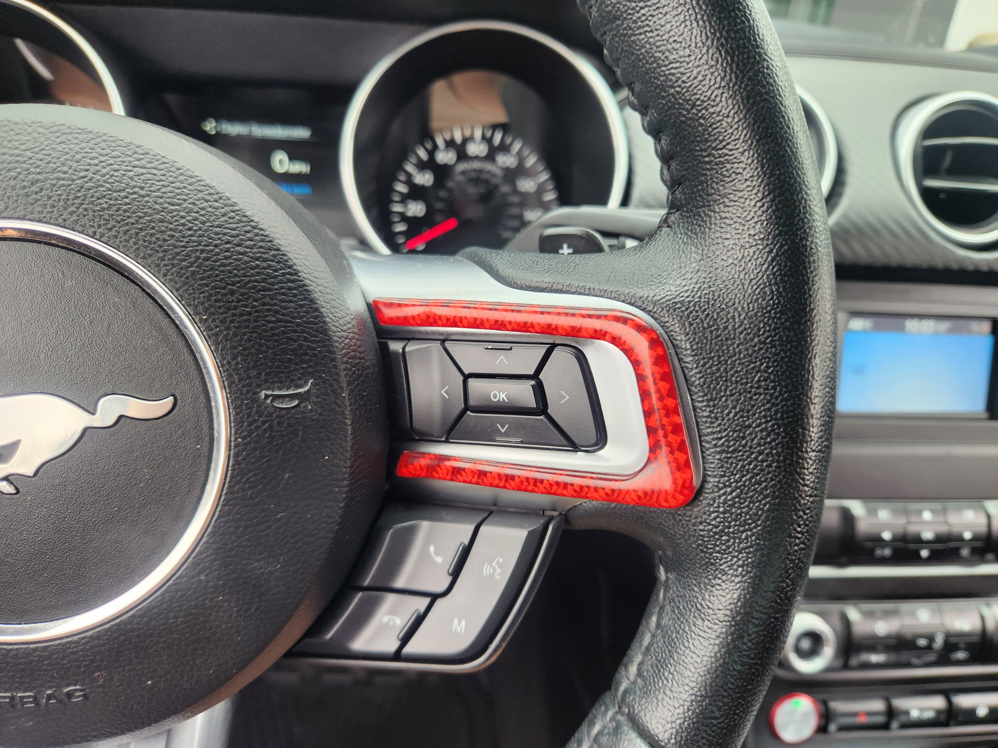 Used 2019 Ford Mustang Coupe RWD image 28