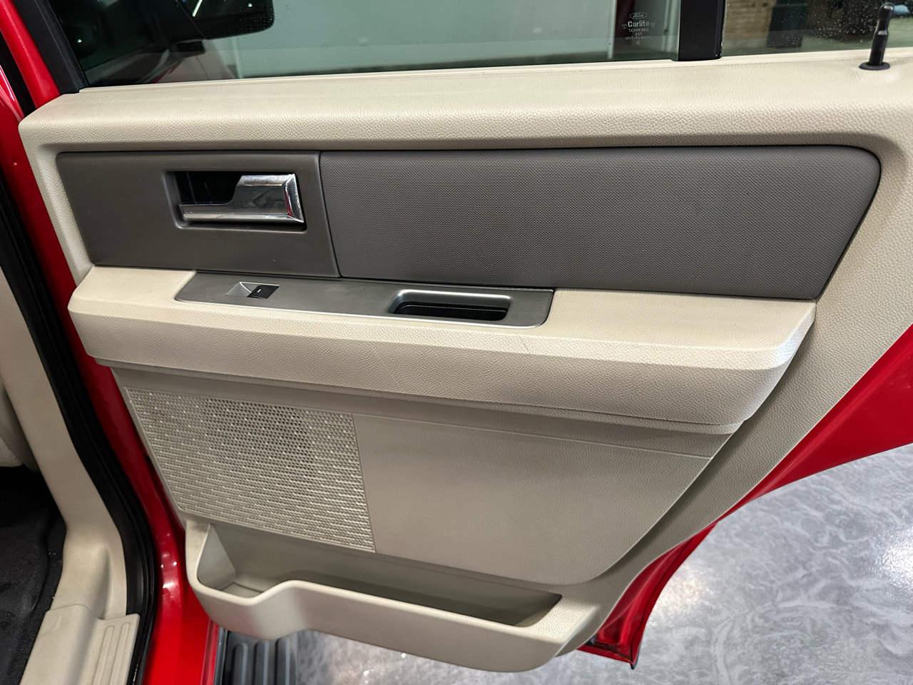 Used 2011 Ford Expedition XL w/ Fleet Convenience Pkg image 12