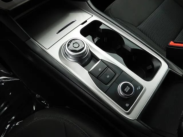 Used 2023 Ford Explorer XLT AWD/4WD image 22