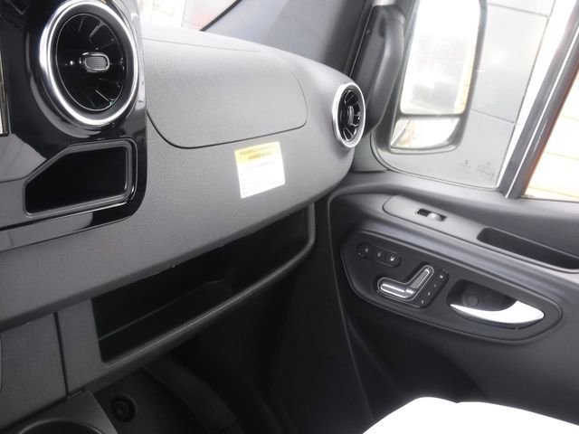 Used 2023 Mercedes-Benz Sprinter 3500 w/ Parking Package image 48