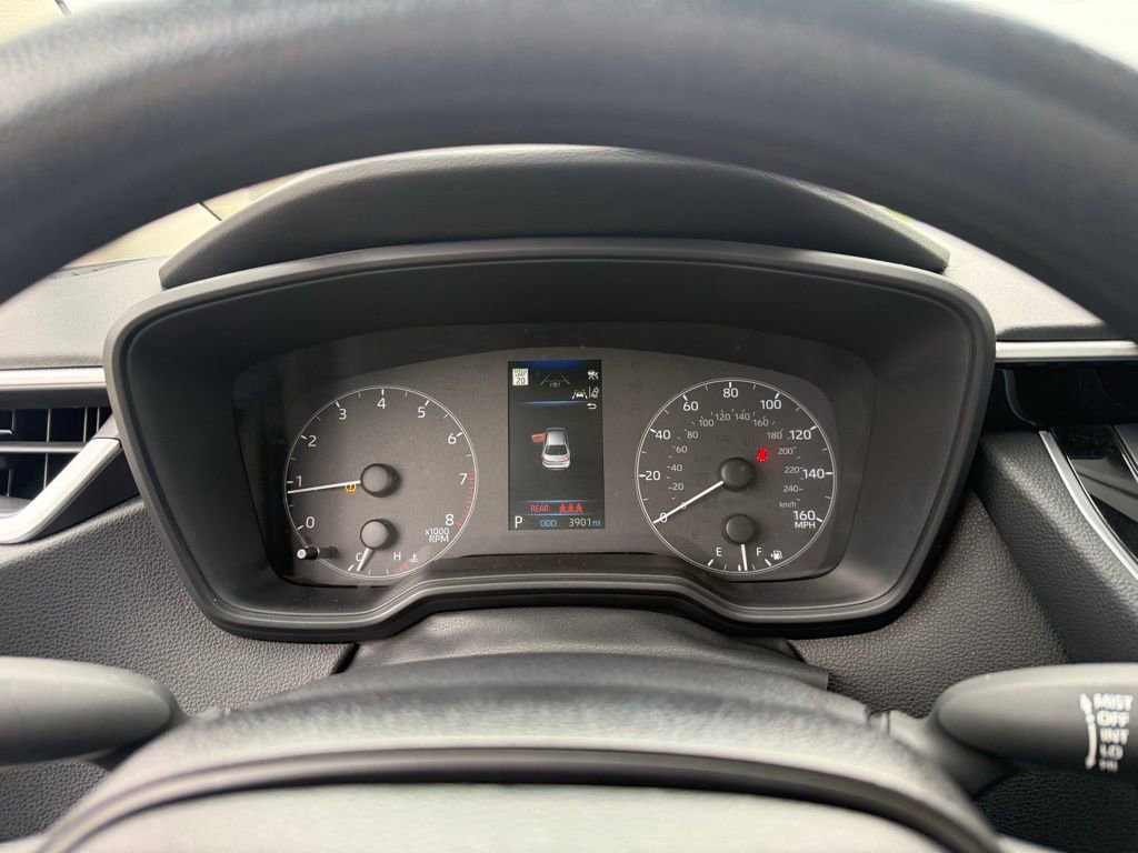 Used 2025 Toyota Corolla LE FWD image 34