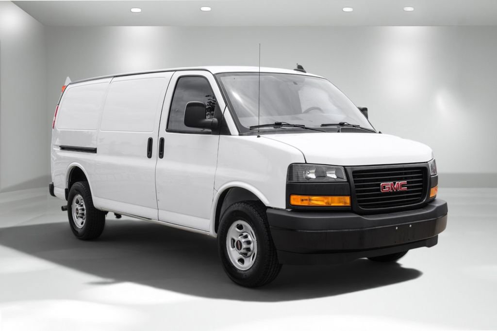 Used 2022 GMC Savana 2500 RWD image 5