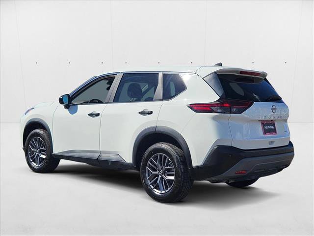 Used 2023 Nissan Rogue S image 7