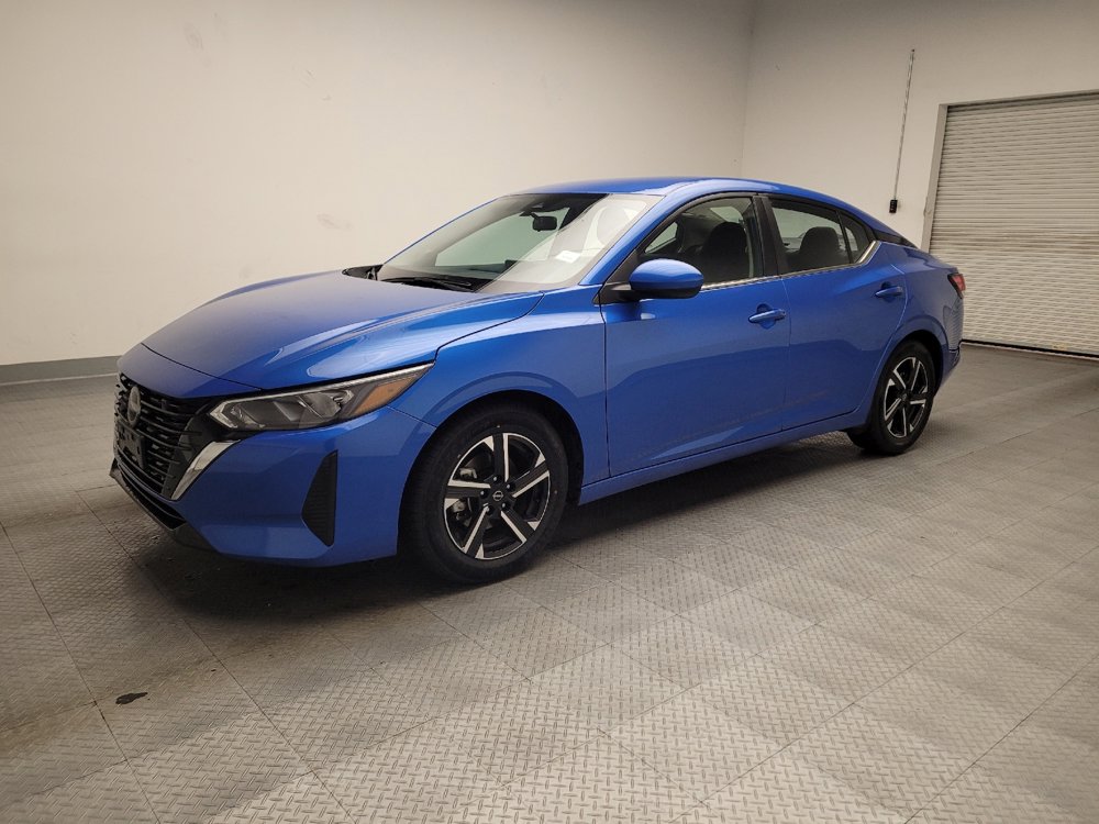 Used 2024 Nissan Sentra SV image 2