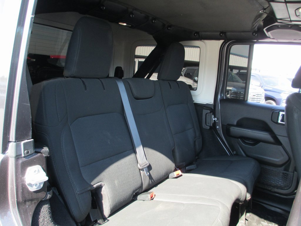 Used 2021 Jeep Wrangler Unlimited Sahara w/ Uconnect 4C Nav & Sound Group image 16