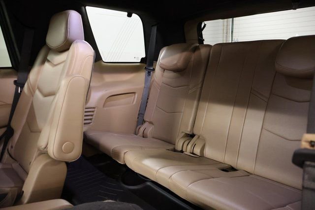 Used 2020 Cadillac Escalade Platinum w/ Escalade Sport Edition AWD/4WD image 30