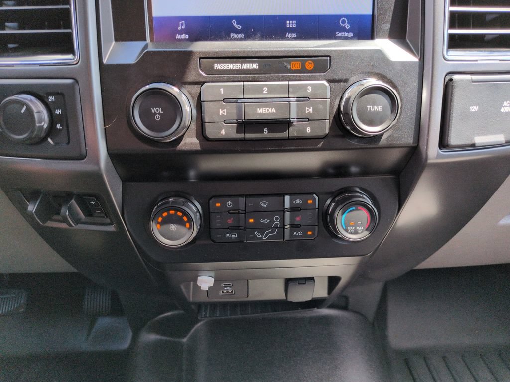 Used 2020 Ford F250 XLT w/ XLT Premium Package AWD/4WD image 18
