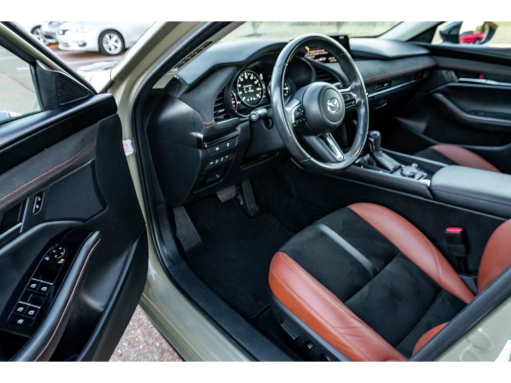 Used 2024 MAZDA MAZDA3 s image 10