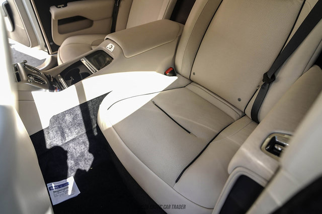 Used 2017 Rolls-Royce Wraith RWD image 51