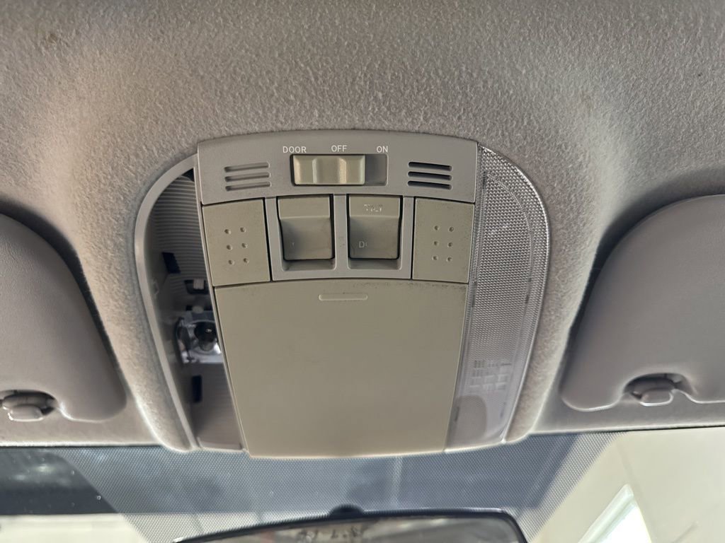 Used 2013 Toyota Corolla S w/ Premium Pkg FWD image 19