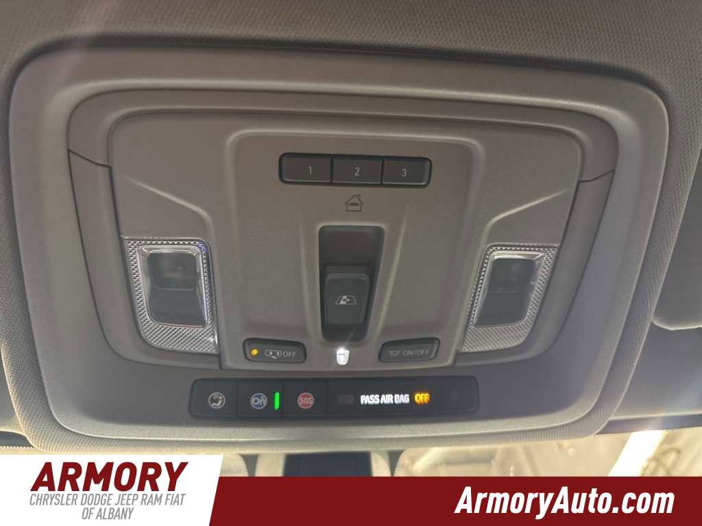 Used 2020 Chevrolet Silverado 1500 LT w/ All-Star Edition image 22