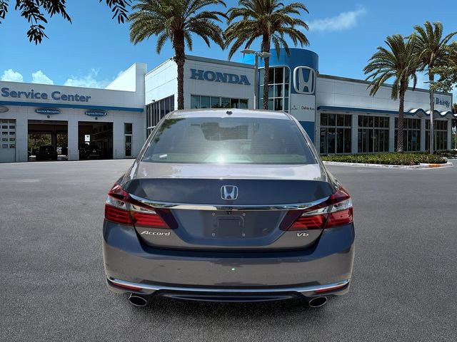 Used 2017 Honda Accord EX-L image 7