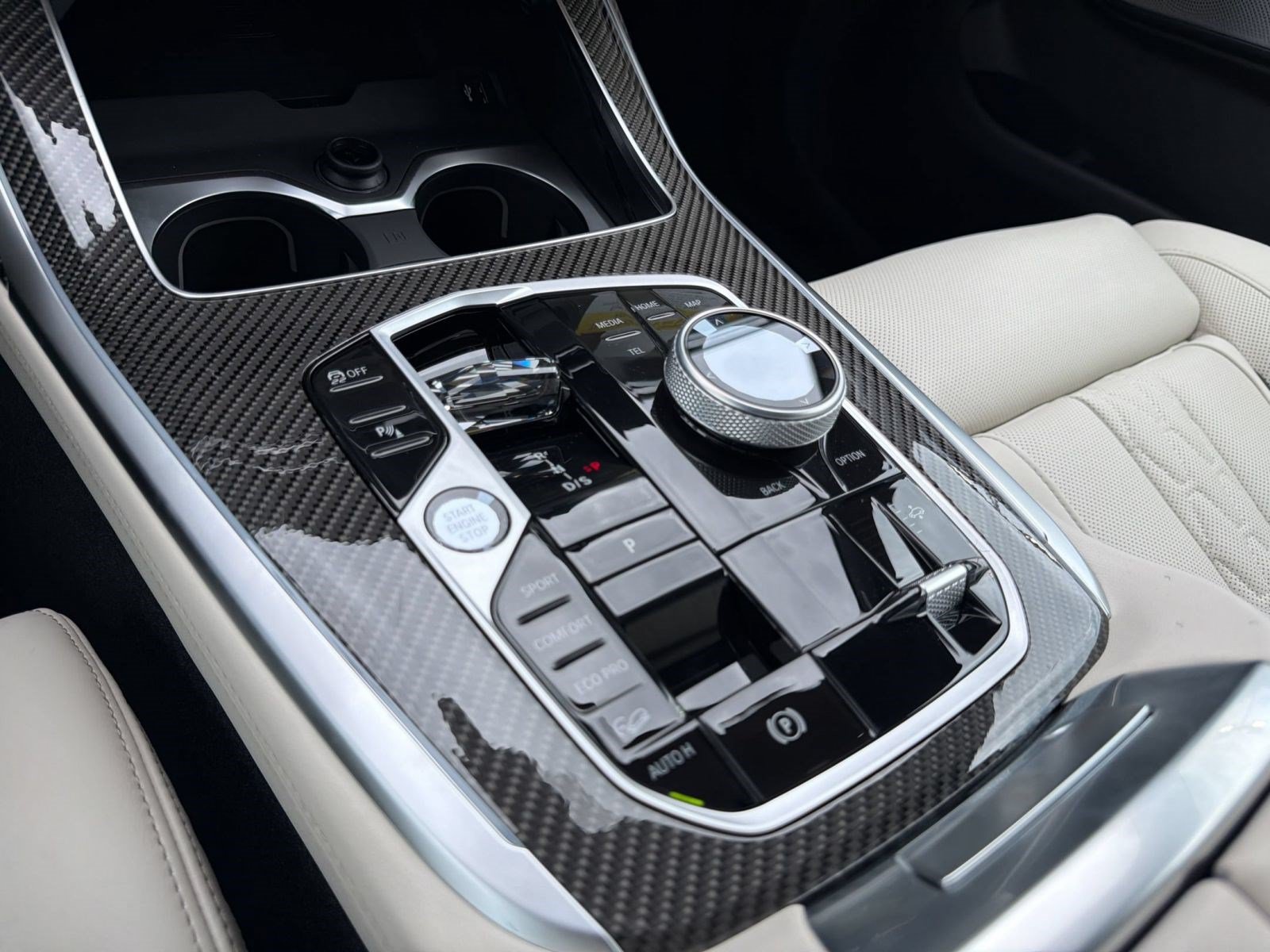 New 2027 BMW X7 M60i AWD/4WD image 17
