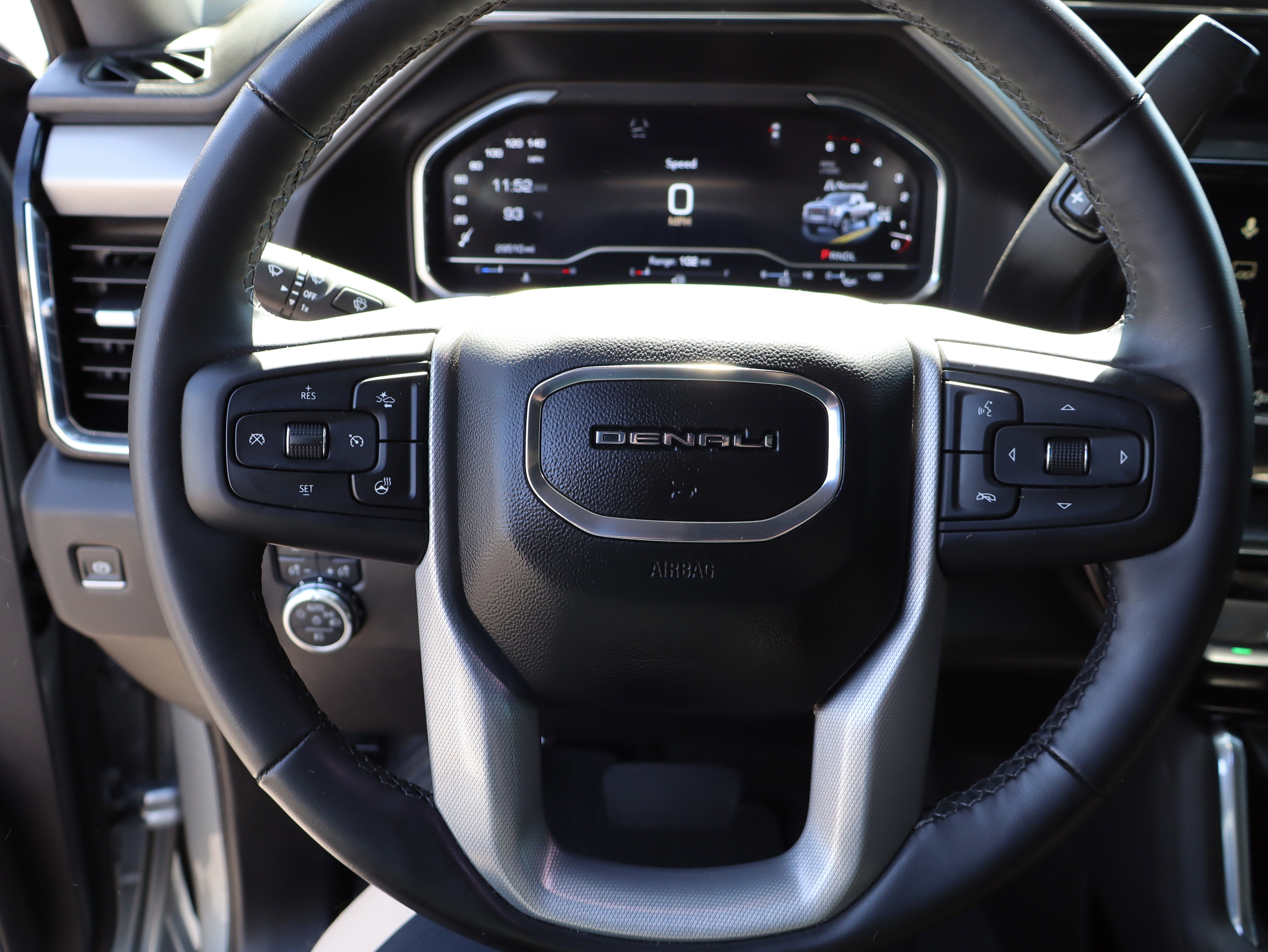 Used 2025 GMC Sierra 2500 Denali w/ Denali Reserve Package image 26