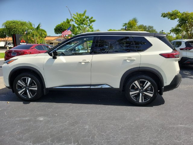 Used 2023 Nissan Rogue SL w/ SL Premium Package AWD/4WD image 9