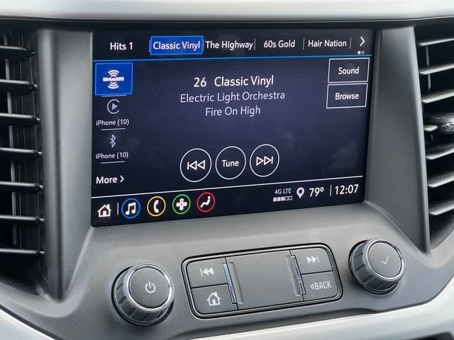 Used 2023 GMC Acadia SLE w/ Driver Convenience Package FWD image 24