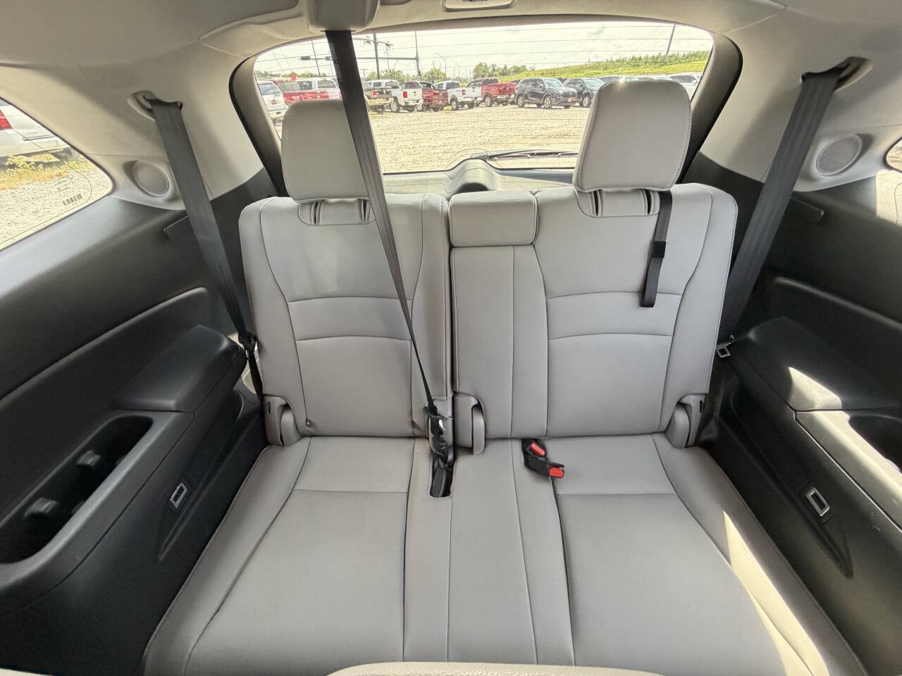 Used 2017 Honda Pilot Touring image 17