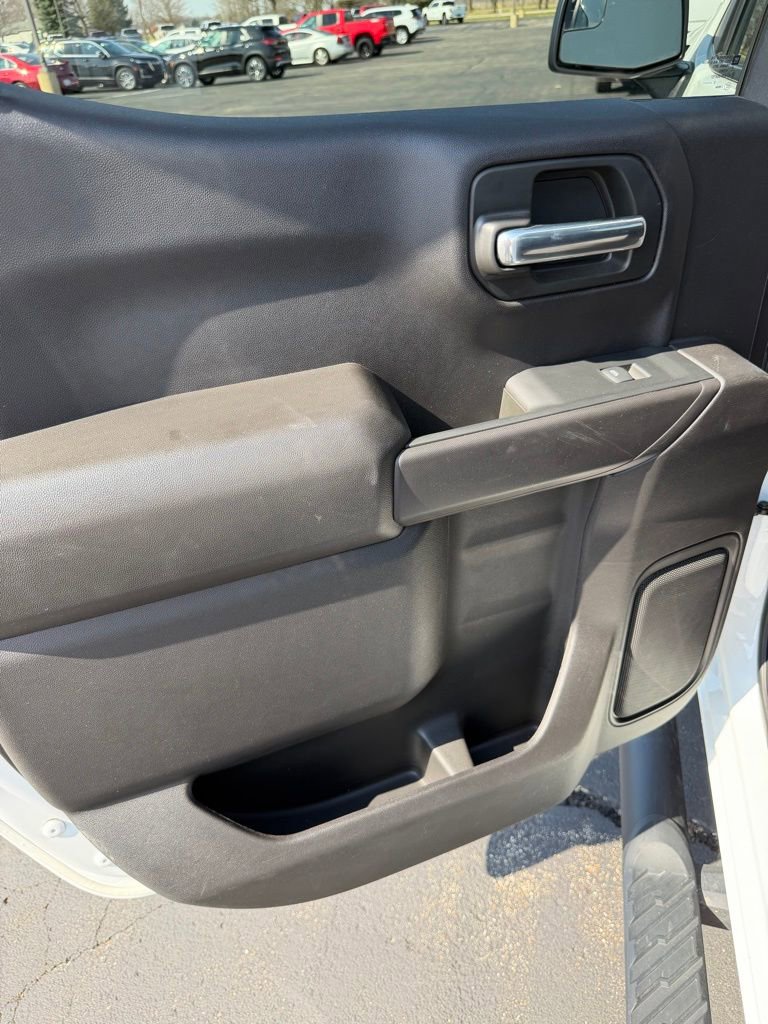Used 2023 Chevrolet Silverado 1500 Custom Trail Boss image 8
