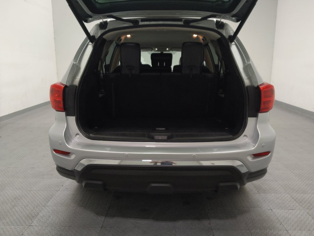 Used 2019 Nissan Pathfinder SL FWD image 29
