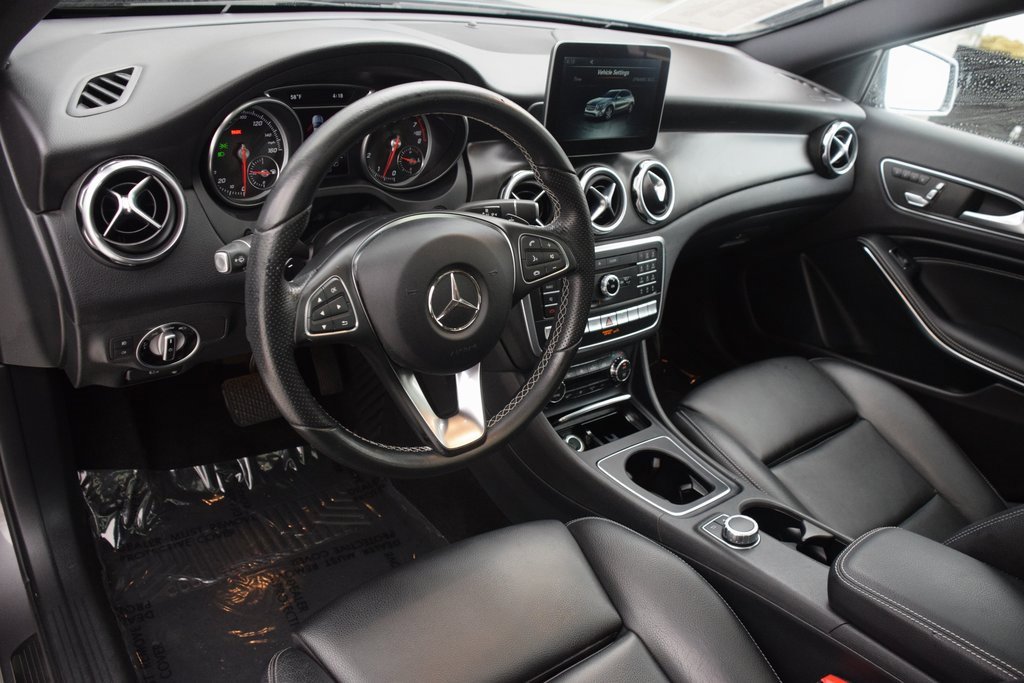 Used 2018 Mercedes-Benz GLA 250 4MATIC image 20