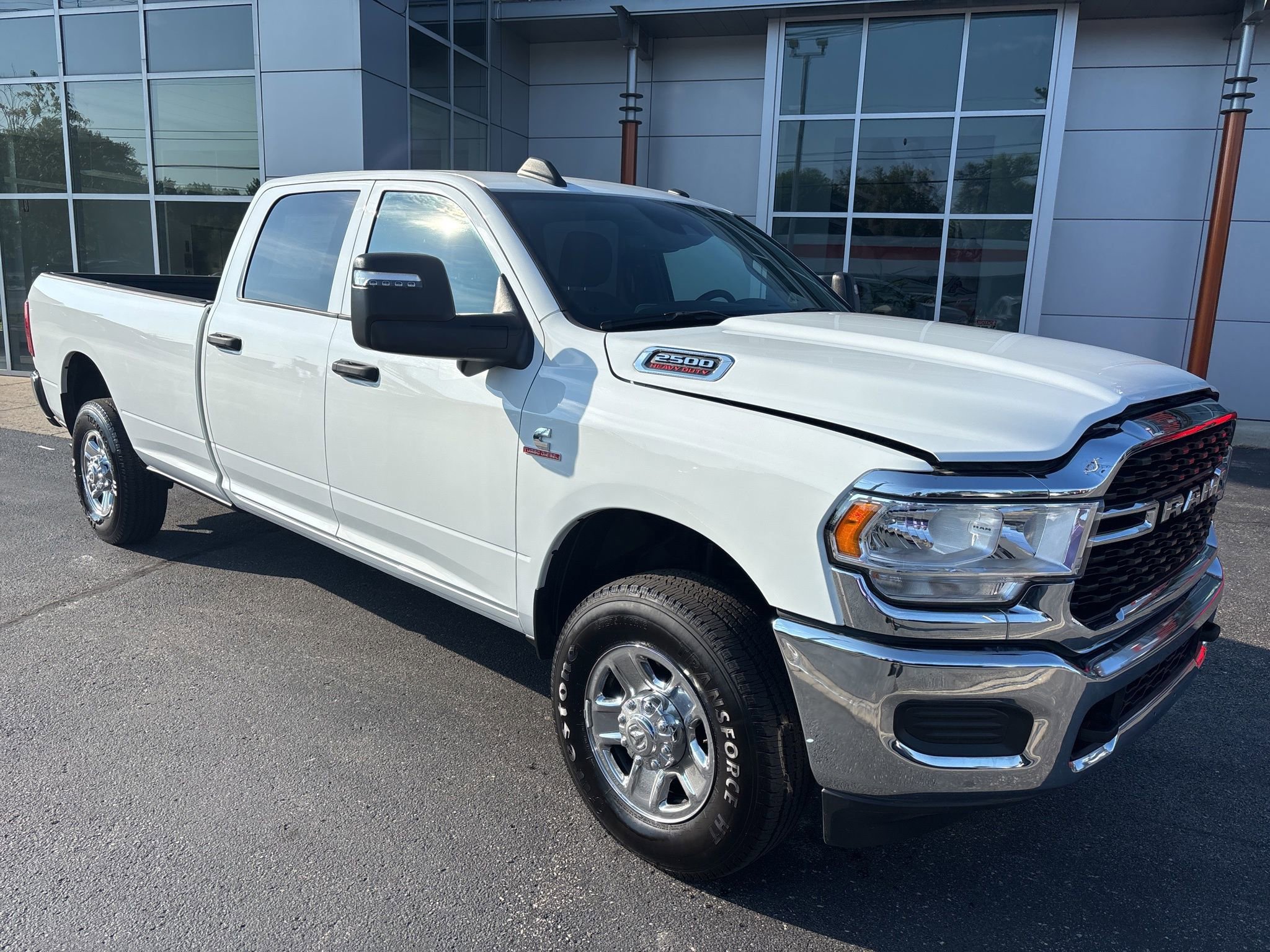 Used 2024 RAM 2500 Tradesman w/ Safety Group image 13