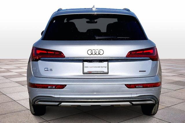 Used 2023 Audi Q5 2.0T Premium w/ Convenience Package AWD/4WD image 4