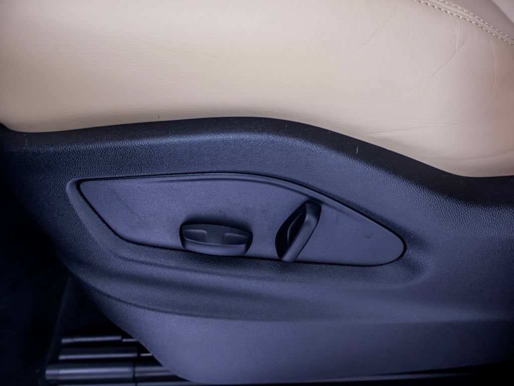 New 2026 Porsche Cayenne E-Hybrid AWD/4WD image 13