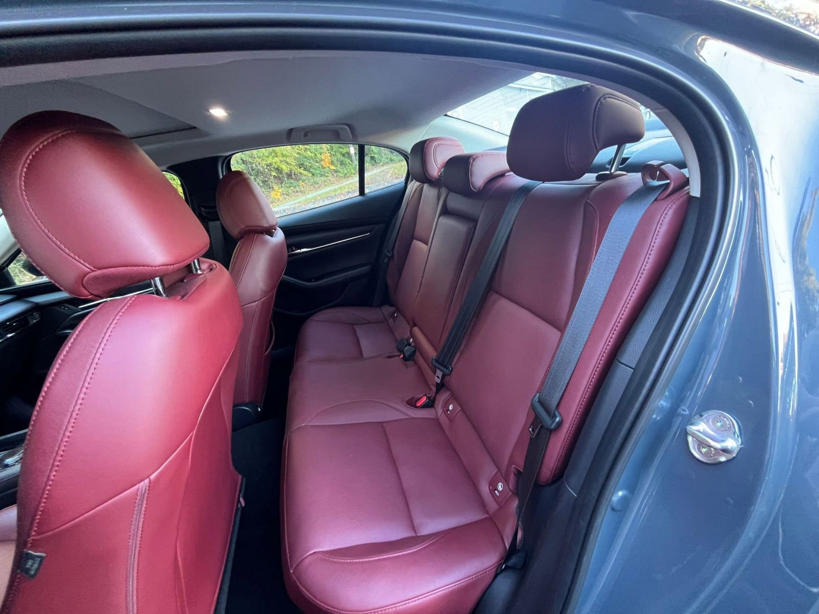 Used 2025 MAZDA MAZDA3 s image 21