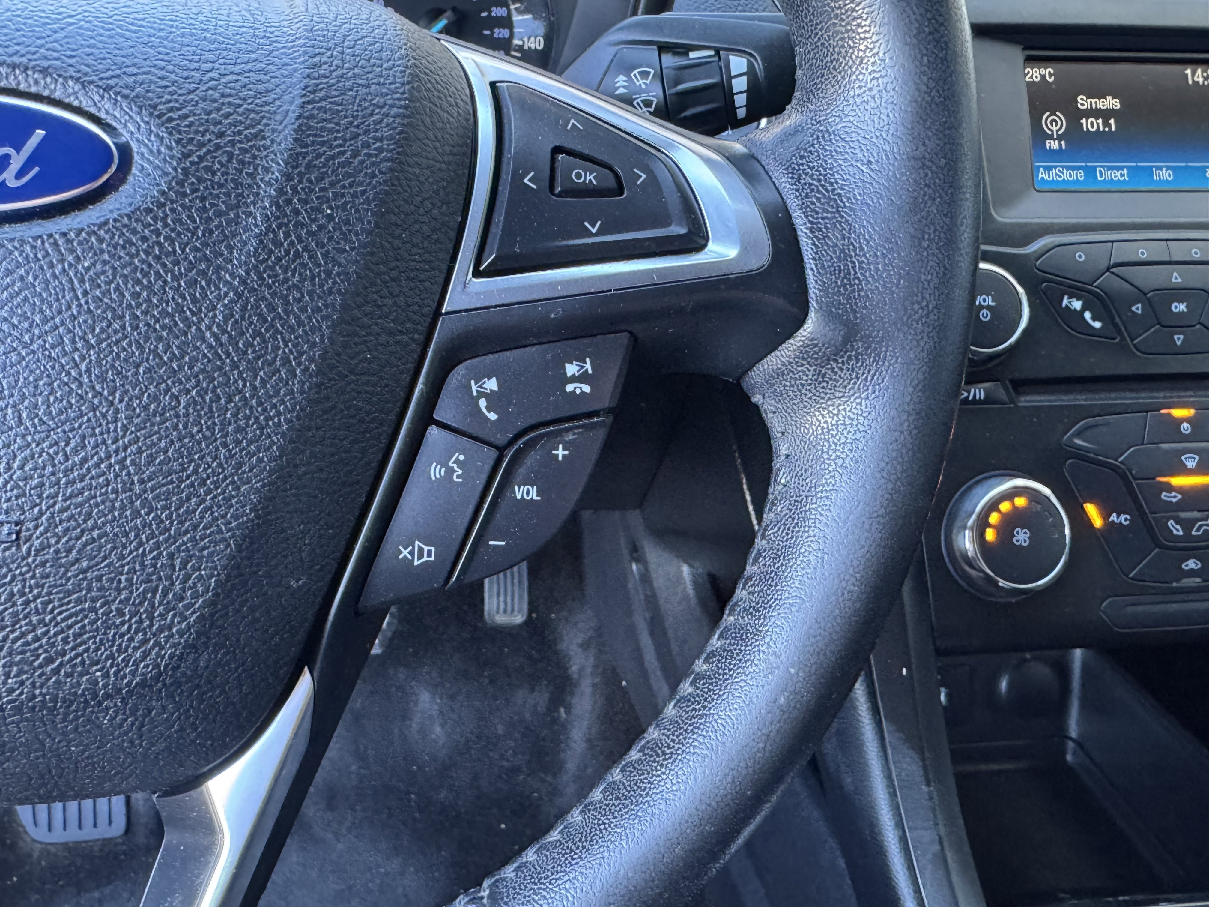 Used 2018 Ford Fusion S w/ Equipment Group 101A image 23