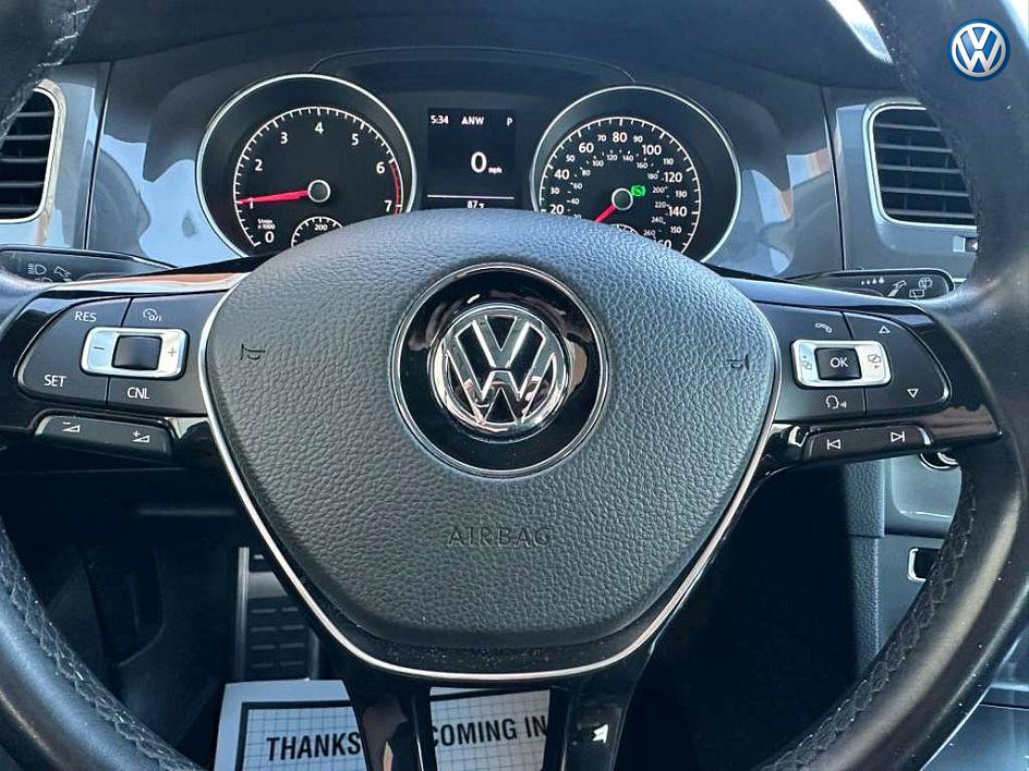 Used 2017 Volkswagen Golf Alltrack SE image 24