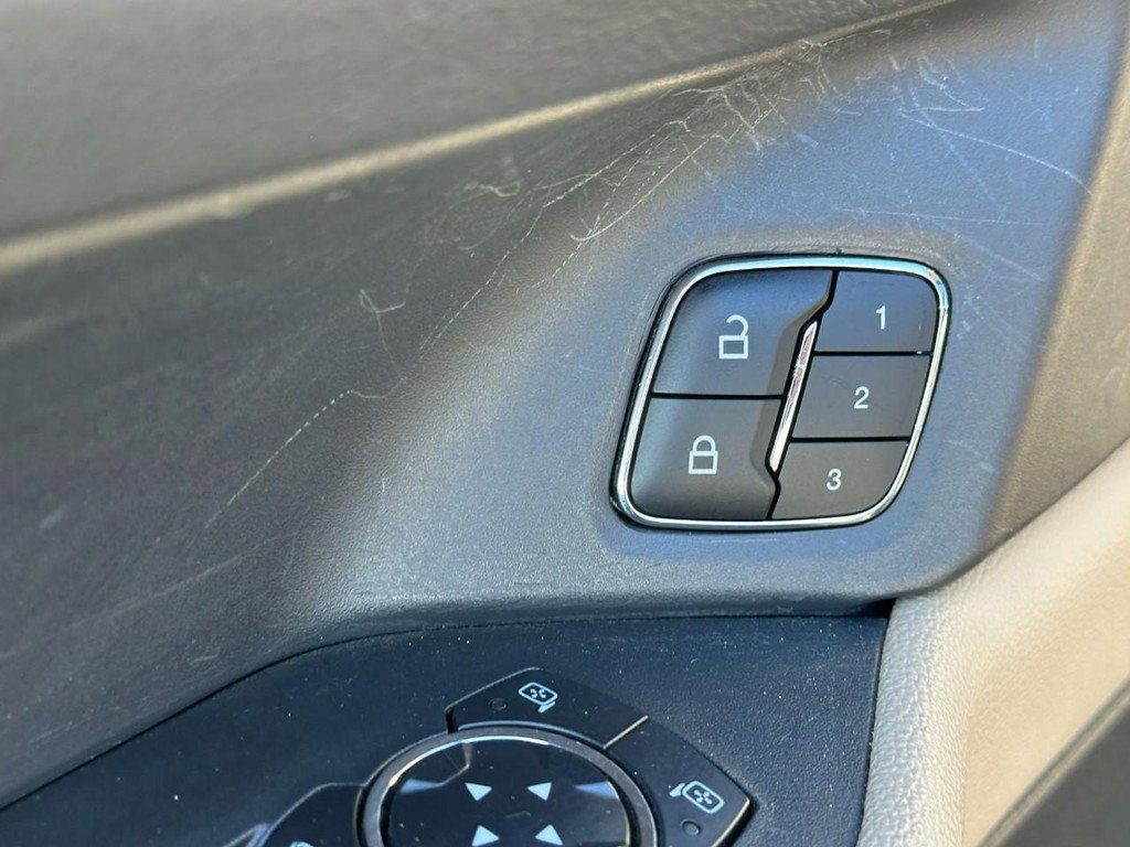 Used 2024 Ford Expedition Limited image 20