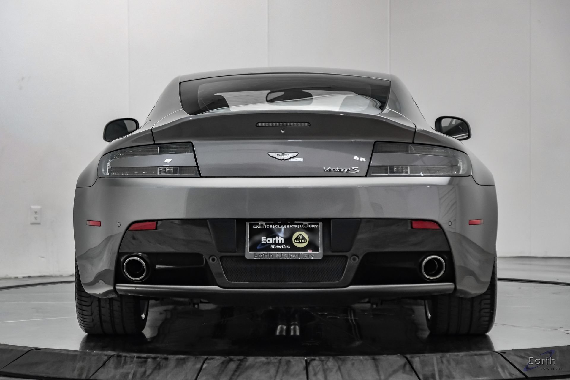 Used 2014 Aston Martin V8 Vantage S RWD image 15