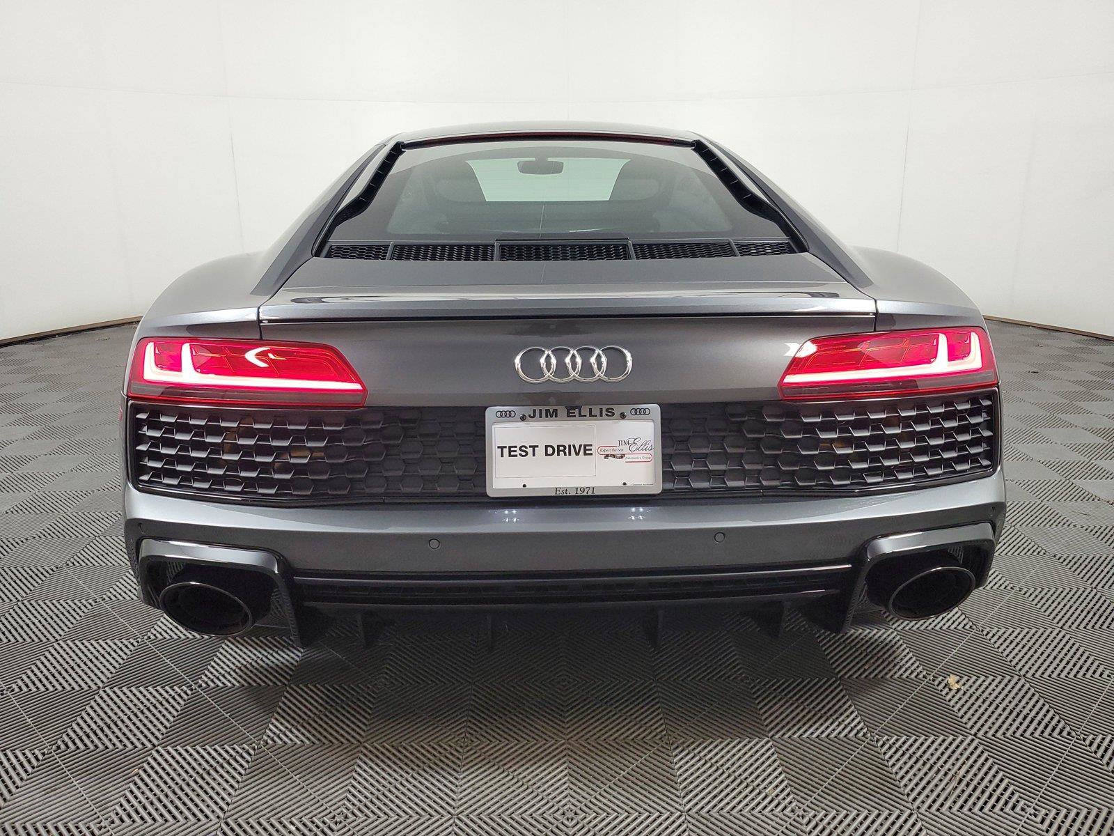 Used 2023 Audi R8 V10 performance RWD image 5